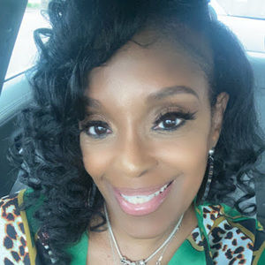 Meet your Posher, Victoria